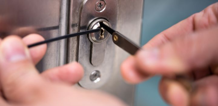 Emergency Lockout Service in Alexander